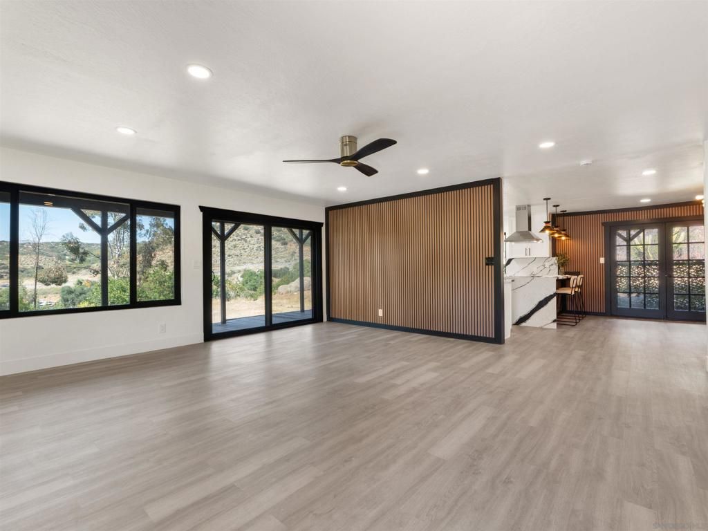 Image 4 of property listing at 1331 Ramblewood, Alpine, CA 91901