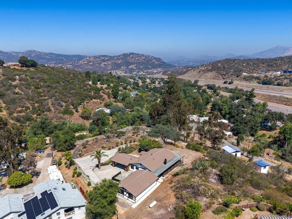 Image 51 of property listing at 1331 Ramblewood, Alpine, CA 91901