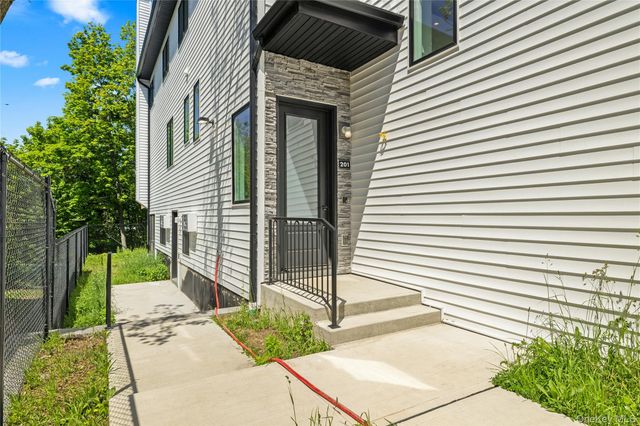 37 Ewing Avenue 201, Spring Valley, NY 10977