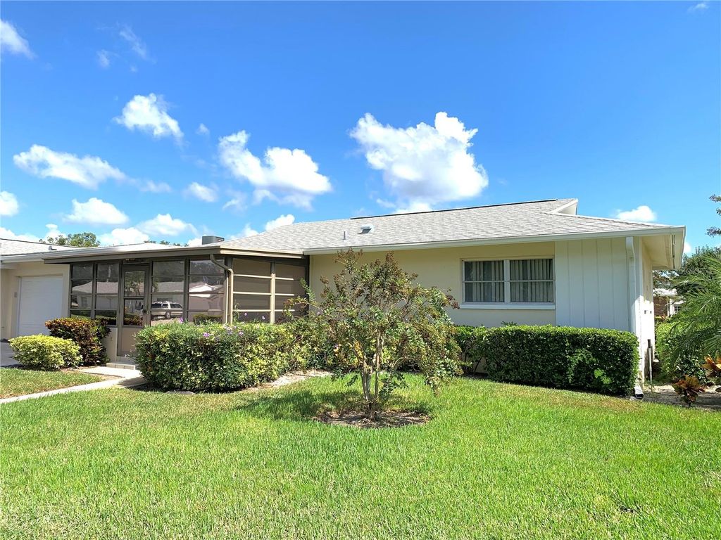 2711 SHERBROOKE LANE #B, Palm Harbor, FL 34684