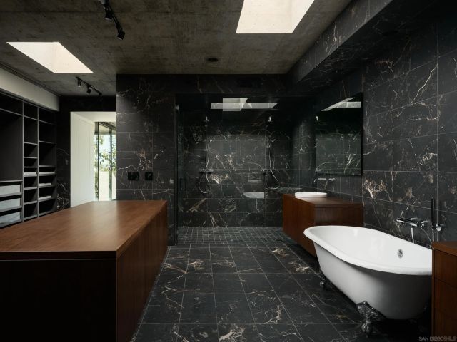 4420 Arista Dr, San Diego, CA 92103