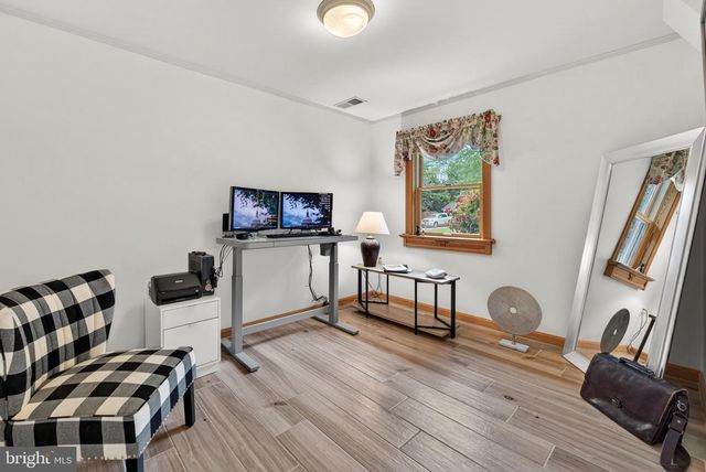 504 FILLMORE ST, Herndon, VA 20170