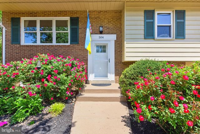 504 FILLMORE ST, Herndon, VA 20170