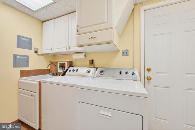 504 FILLMORE ST, Herndon, VA 20170
