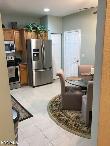 9600 Roundstone CIR, Fort Myers, FL 33967