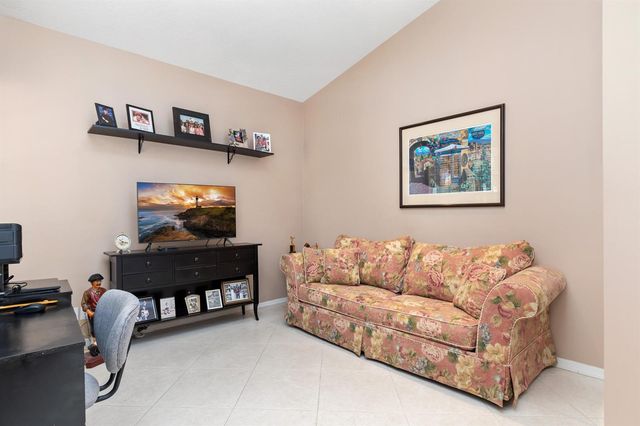 6698 Vía Roma, Delray Beach, FL 33446