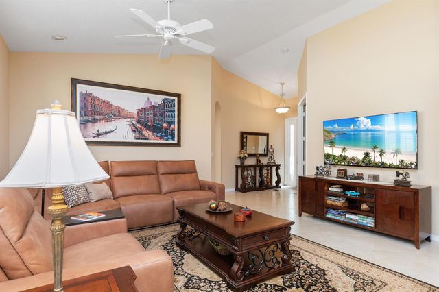 6698 Vía Roma, Delray Beach, FL 33446
