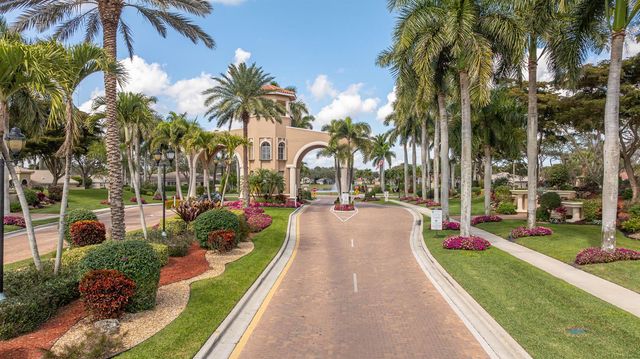 6698 Vía Roma, Delray Beach, FL 33446