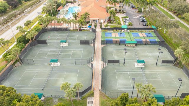 6698 Vía Roma, Delray Beach, FL 33446