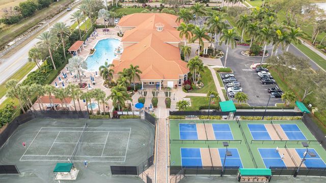 6698 Vía Roma, Delray Beach, FL 33446