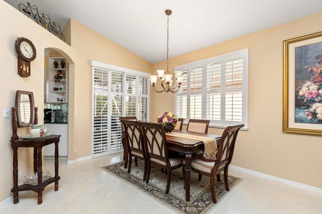 6698 Vía Roma, Delray Beach, FL 33446