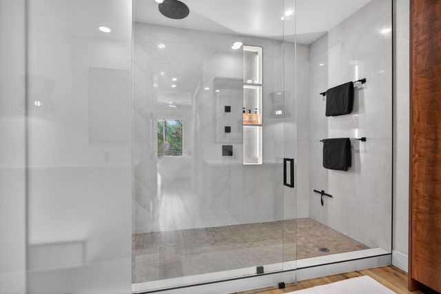 2609 NE 14th Avenue 105, Wilton Manors, FL 33334