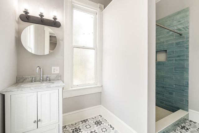 128 Wentworth Street 4, Charleston, SC 29401