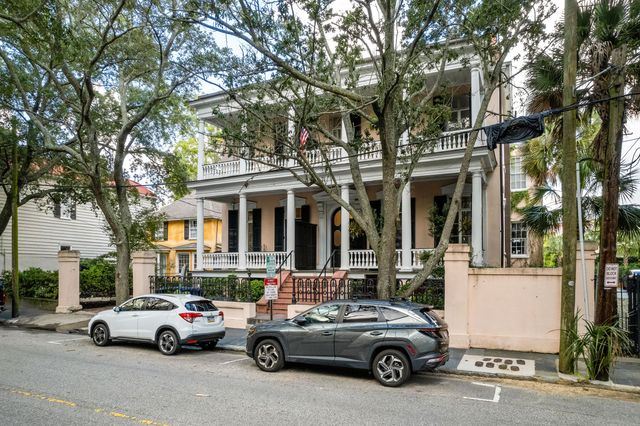 128 Wentworth Street 4, Charleston, SC 29401