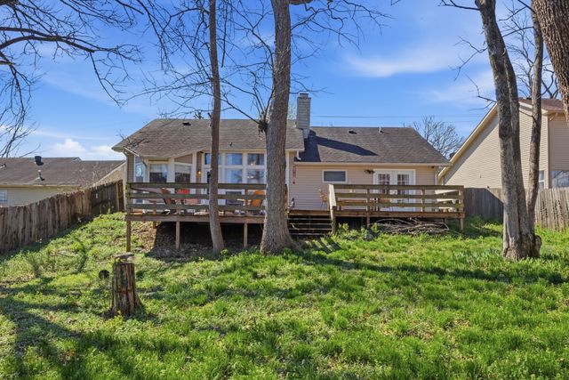 3625 Lake Towne Dr, Antioch, TN 37013