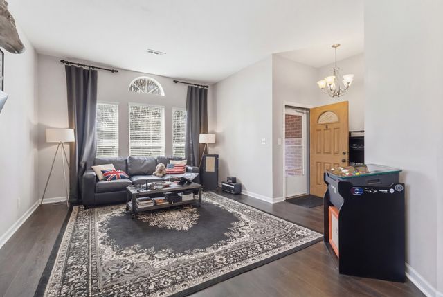 3625 Lake Towne Dr, Antioch, TN 37013