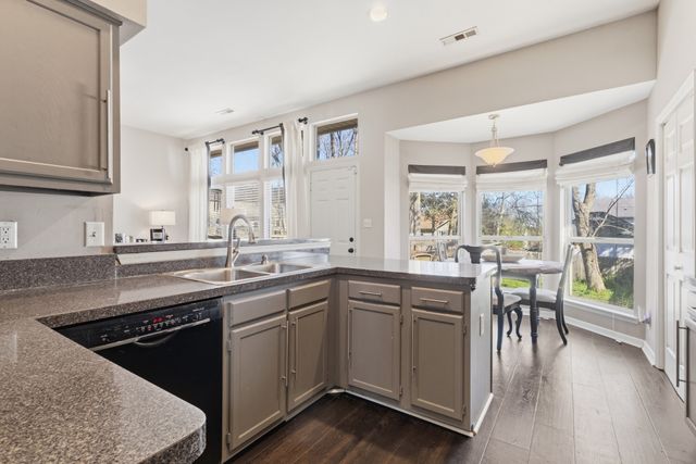 3625 Lake Towne Dr, Antioch, TN 37013