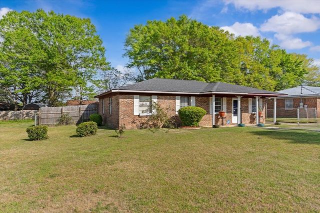 1119 Meharis Circle, Dothan, AL 36303