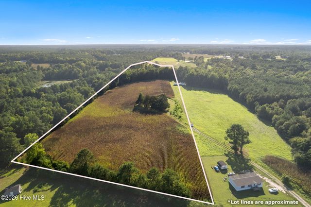 3241 General Howe Highway, Riegelwood, NC 28456