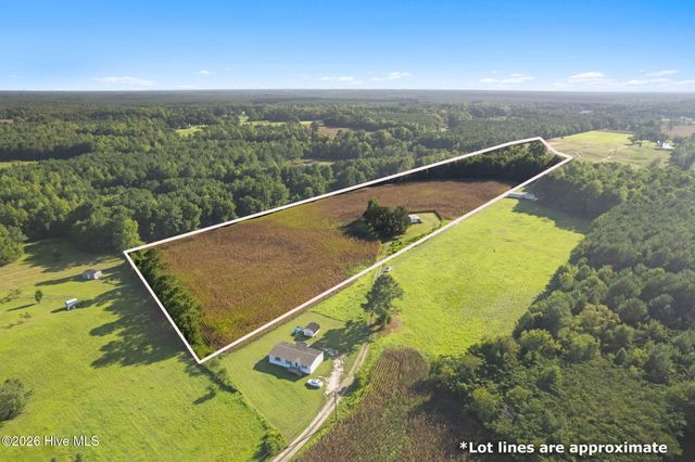 3241 General Howe Highway, Riegelwood, NC 28456