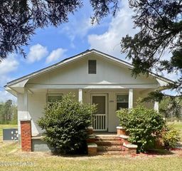 3241 General Howe Highway, Riegelwood, NC 28456