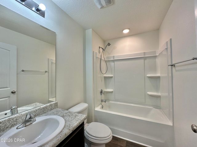 109 Merrion Road, Southport, FL 32409