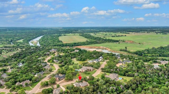 1068 Brazos Bluff Drive, China Spring, TX 76633