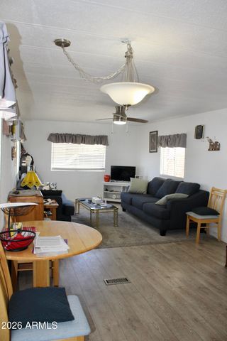 2605 S TOMAHAWK Road 227, Apache Junction, AZ 85119