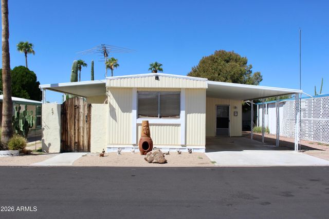 2605 S TOMAHAWK Road 227, Apache Junction, AZ 85119