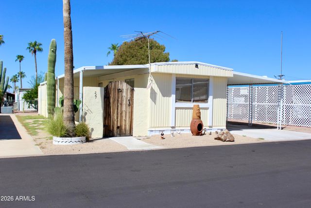 2605 S TOMAHAWK Road 227, Apache Junction, AZ 85119