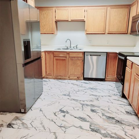 6002 Cohoke Drive, Arlington, TX 76018