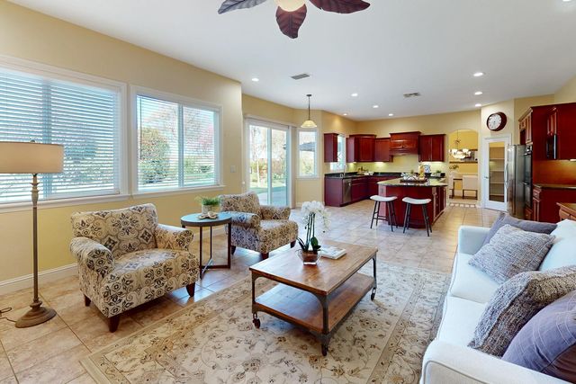 1621 Rio Vista Way, Yuba City, CA 95993