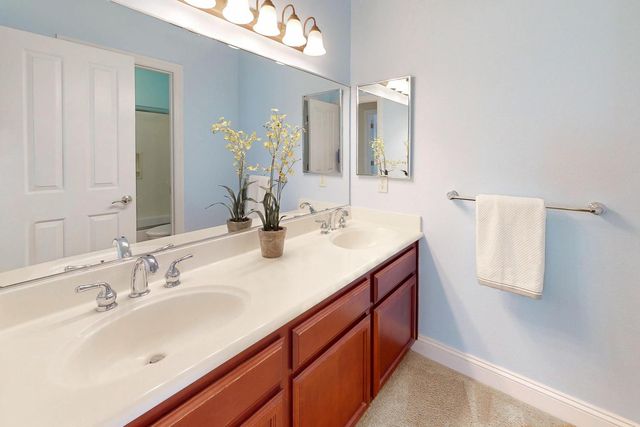 1621 Rio Vista Way, Yuba City, CA 95993