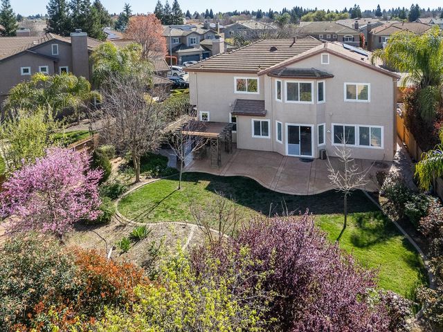 1621 Rio Vista Way, Yuba City, CA 95993