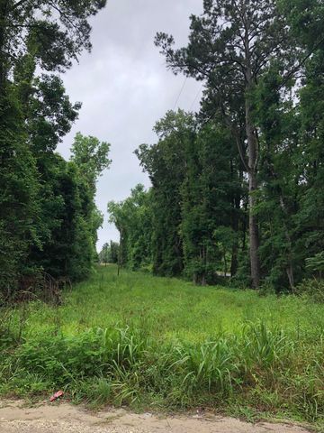 5124 Storage Road, Hollywood, SC 29449