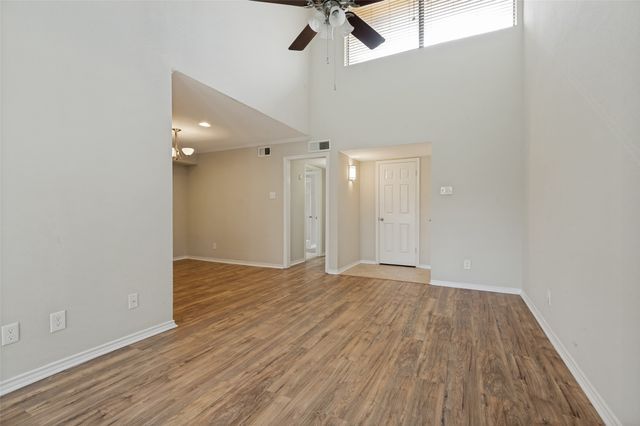 16301 Ledgemont Lane 277, Addison, TX 75001
