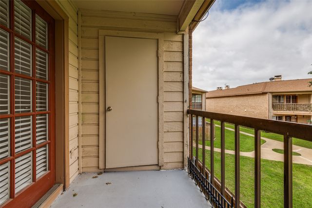 16301 Ledgemont Lane 277, Addison, TX 75001