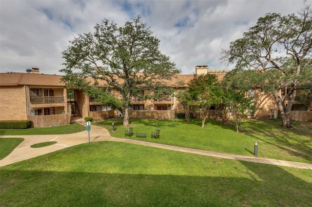 16301 Ledgemont Lane 277, Addison, TX 75001