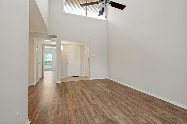 16301 Ledgemont Lane 277, Addison, TX 75001