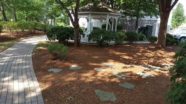 24 Forge Pond UH, Canton, MA 02021