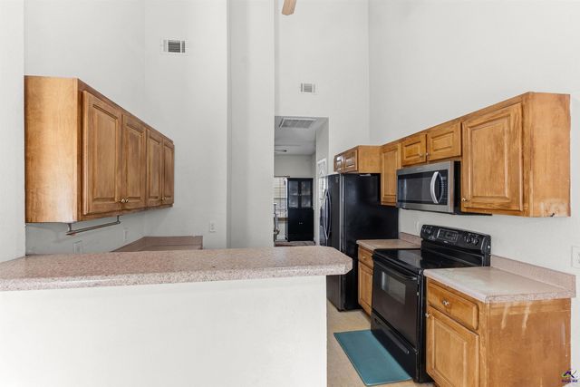 106 Shiloh Ct, Macon, GA 31206