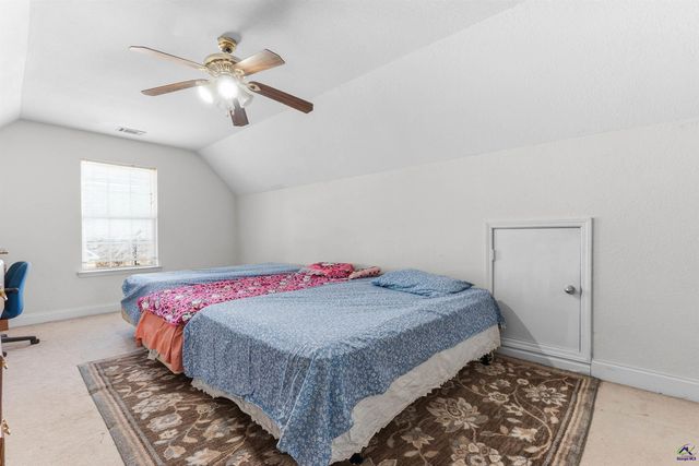 106 Shiloh Ct, Macon, GA 31206