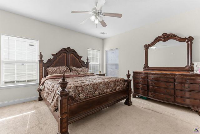 106 Shiloh Ct, Macon, GA 31206