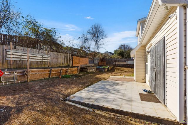 106 Shiloh Ct, Macon, GA 31206