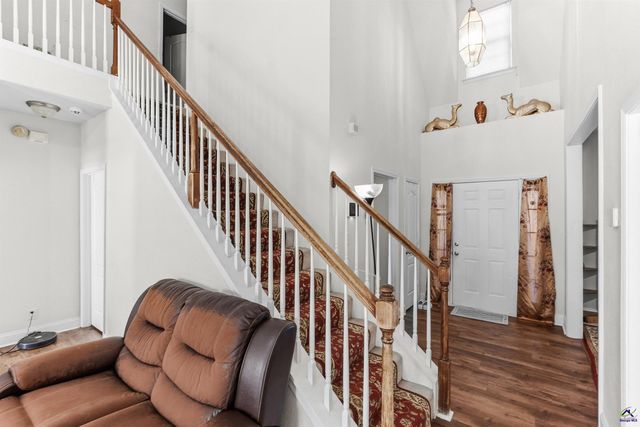 106 Shiloh Ct, Macon, GA 31206