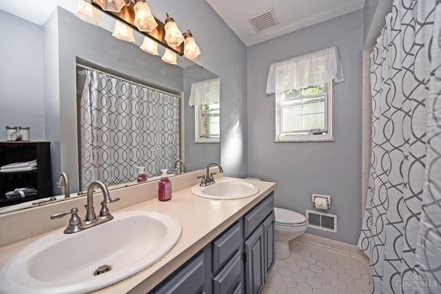 1025 Eastgate Drive, Springfield Twp., OH 45231