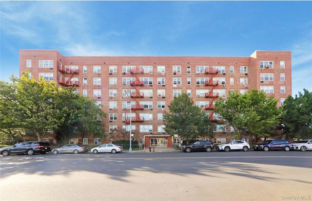 7000 Bay Parkway 2P, Brooklyn, NY 11204
