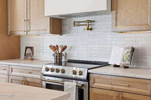 5819 E Redfield Road, Scottsdale, AZ 85254