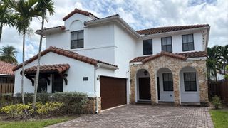 9924 NW 10th Ter, Miami, FL 33172