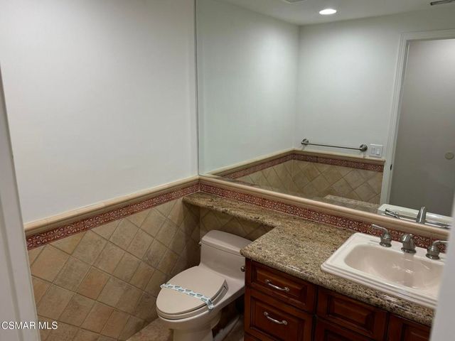 23172 Park Pinta, Calabasas, CA 91302